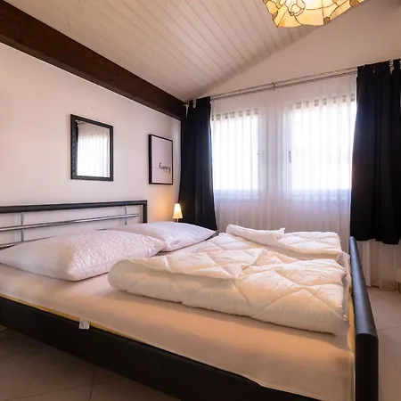 Ferienwohnpark Satteldachhaus Typ 9 Sd 65 *